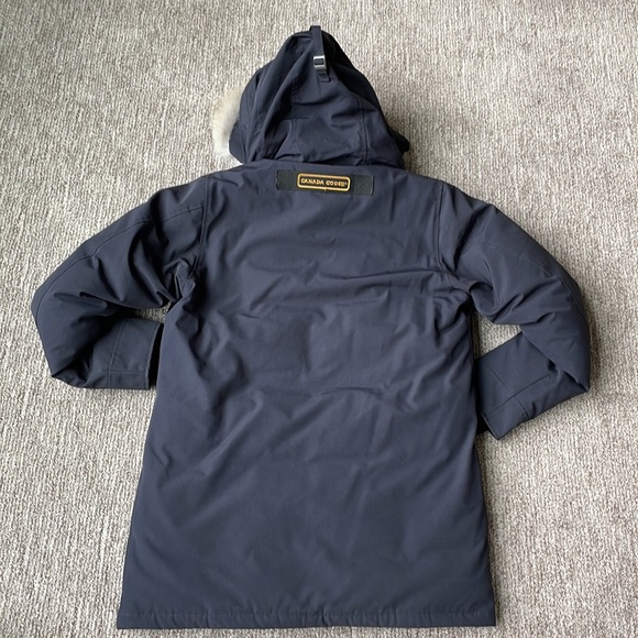 Men’s Canada Goose Langford Down Parka, size Large - Picture 4 of 8